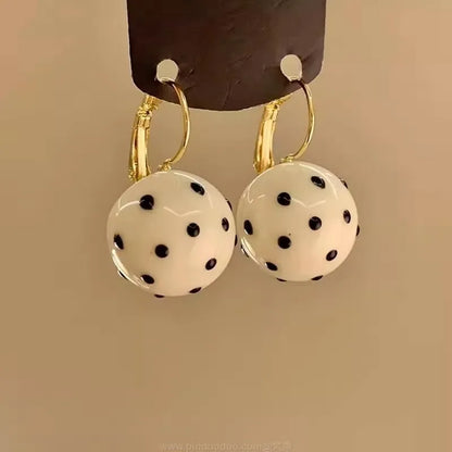 Sweet Colorful Polka Dot Enamel Geometric C-Shaped Hoop Earrings for Women Minimalist Korean Style Fashion Design Party Jewel