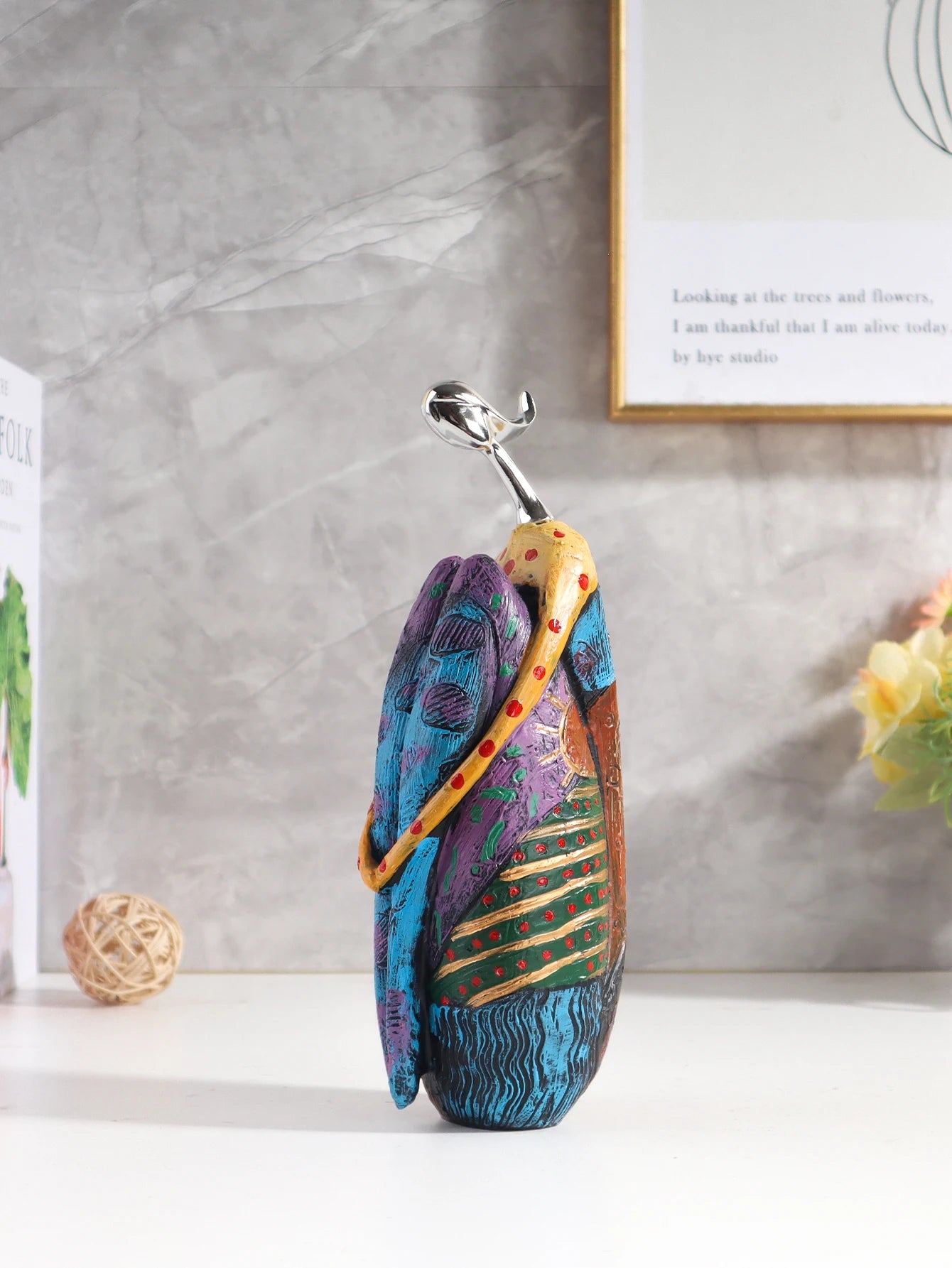 Abstract Art Figurine, Resin Decorative Craft, Home Decorative Accessories for Bedroom, Living Room, and Study - W60318B