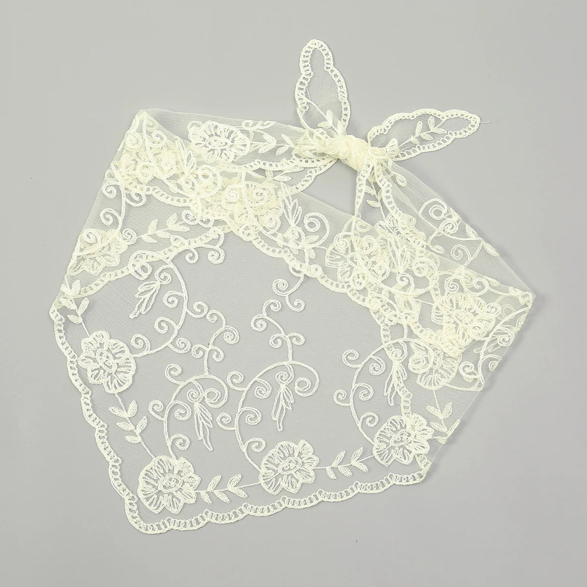 Elegant Lace Scarf Hollow Out Embroidery Foulard Bandana Solid Color Triangular Scarf Thin Vintage HandkerChiefs for Hair Wom