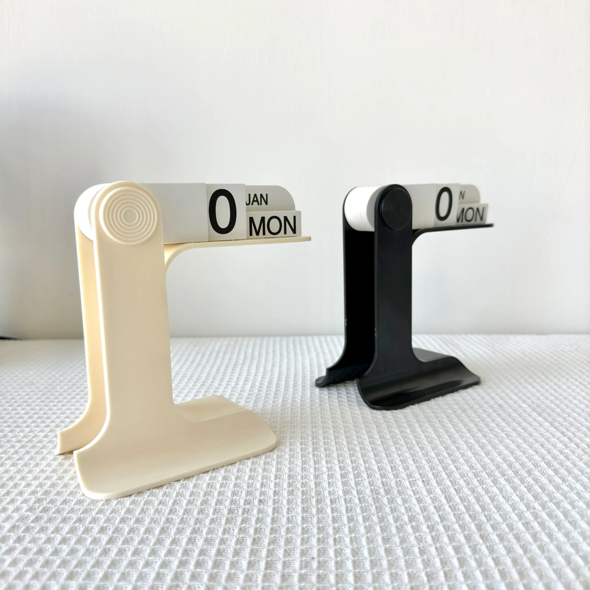 1pc modern minimalist style plastic creative perpetual calendar, desk calendar, office desktop decoration, new home decoratio