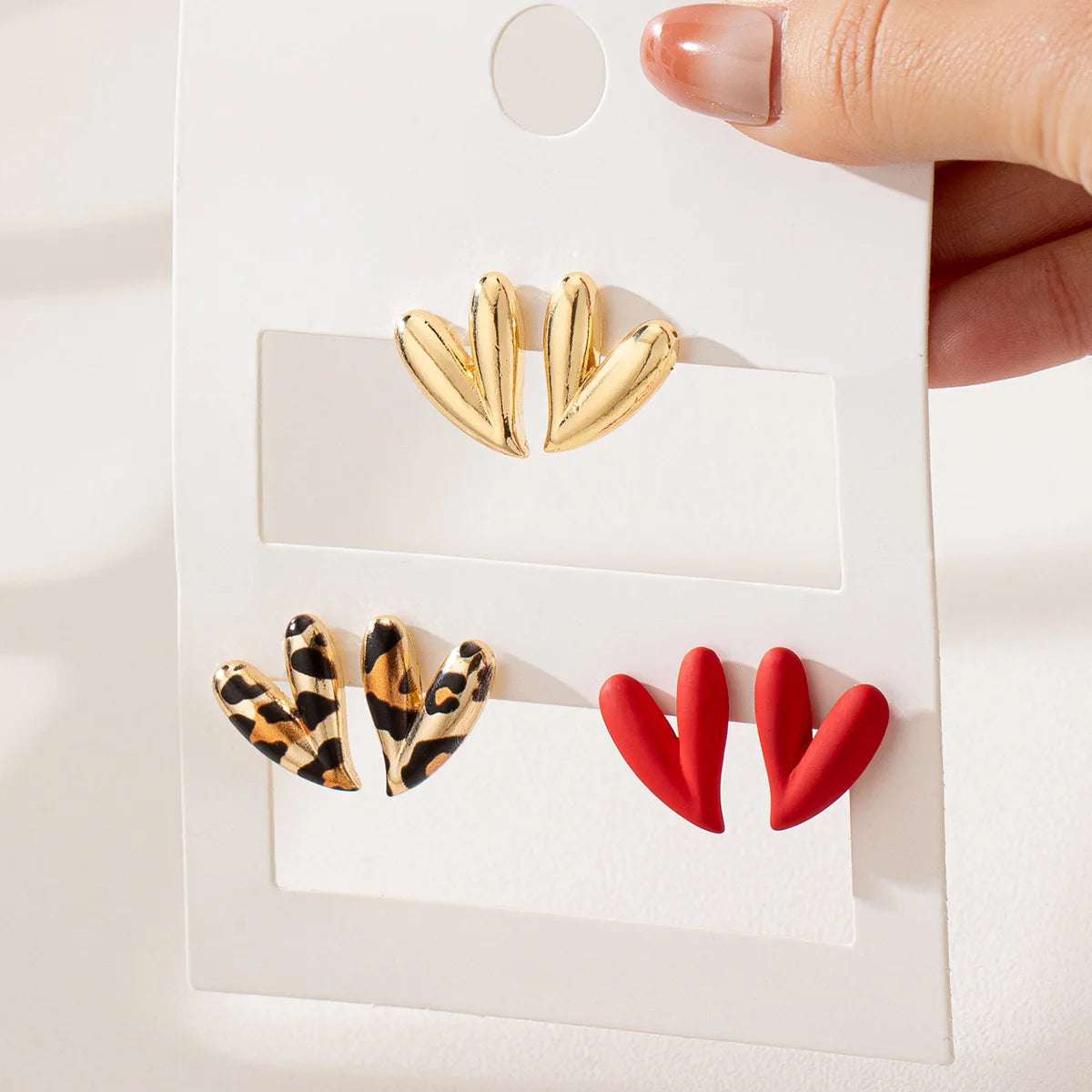 3 Pairs Elegant Design Metallic Enamel Leopard Love Heart Earring Sets Suitable for Party Valentine's Day Give To A Friend Gi