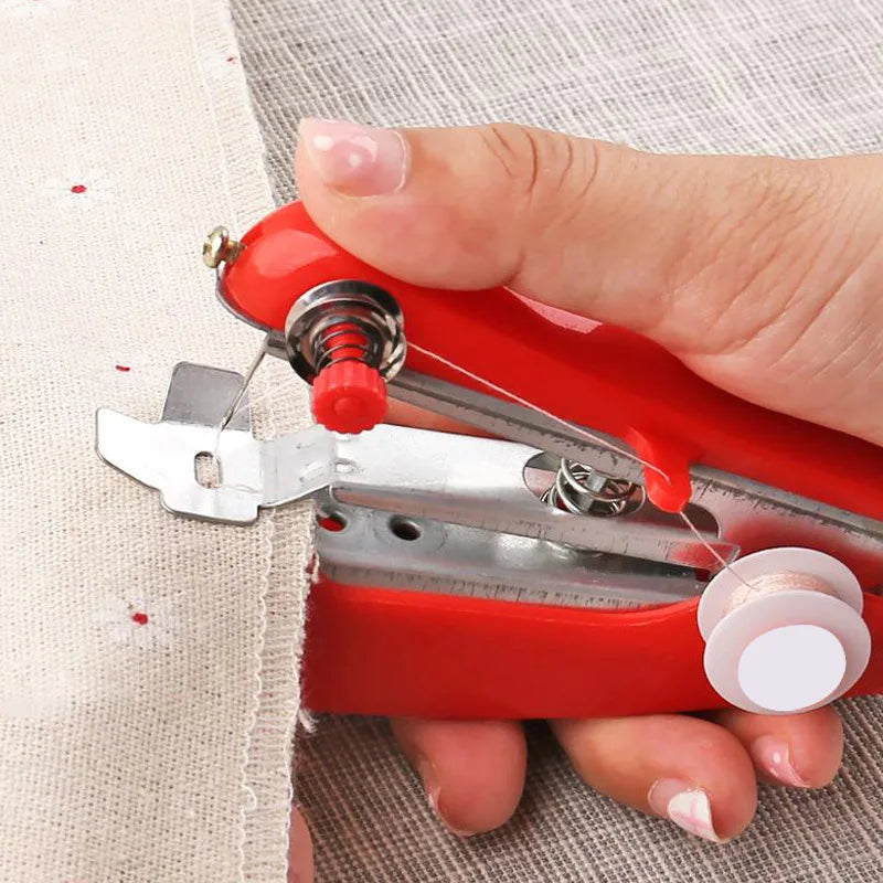 Home handheld portable mini manual sewing machine handheld pocket outdoor travel small sewing machine