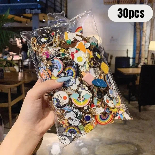 10-100Pcs Enamel Badges Pins Brooches Cute Cartoon Brooches for Child and Women Small Metal Jewelry with Many Different Shape