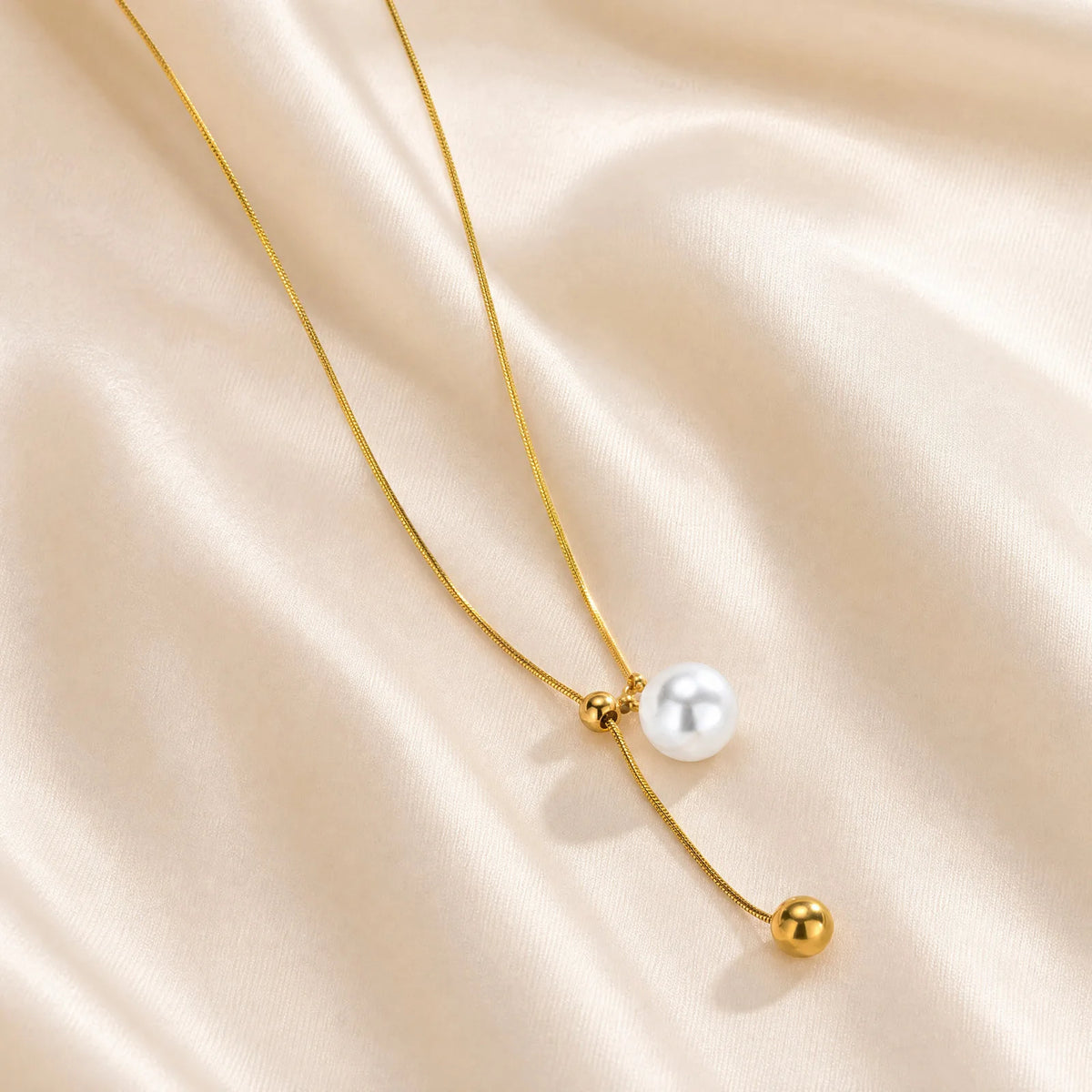 Pearl Lariat Necklace for Women, Gold Plated Stainless Steel Adjustable Slide Chain Y Necklace with Pearl Charm, Dainty Jewel
