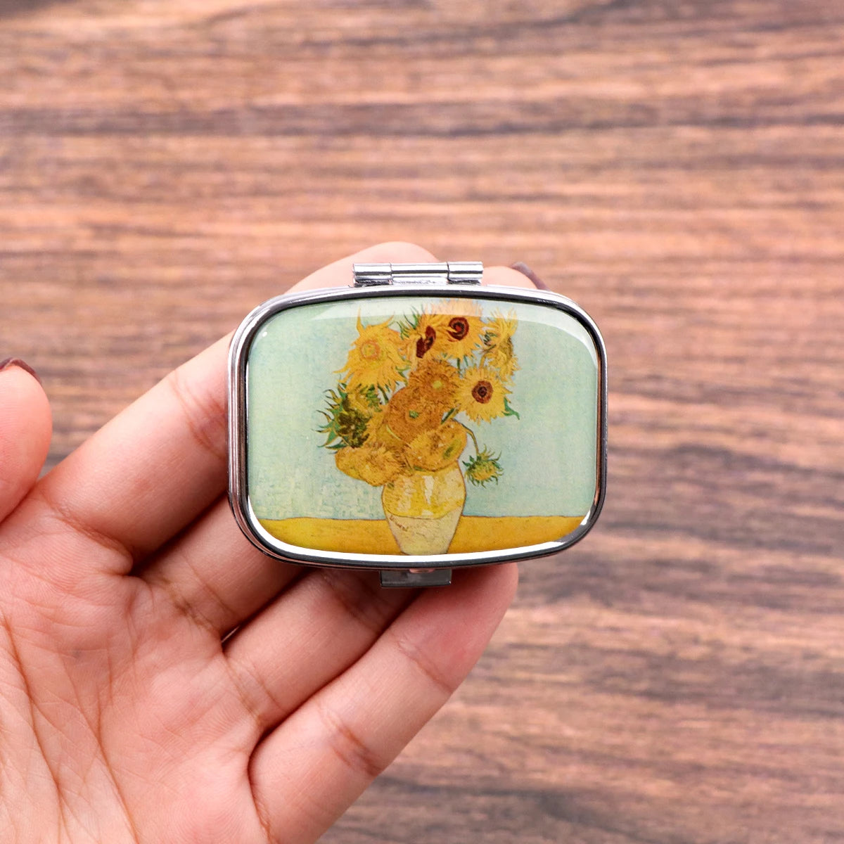 Van Gogh Art Mini Pill Box 2-Compartment Medicine Pill Organizer Household Portable Medicine Storage Box Travel Jwelery Gift 