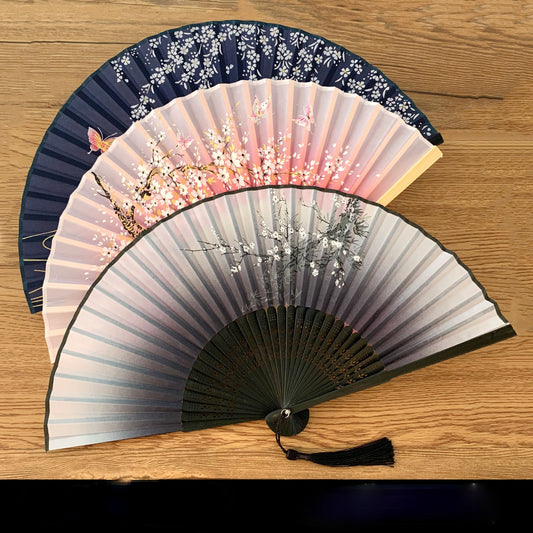 1Pc Vintage Silk Folding Fan Retro Chinese Japanese Bamboo Folding Fan Tassel Dance Hand Fan Home Decoration Ornament Craft G