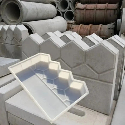 Garden Fence Cement Brick Mold Decor Plastic Concrete DIY Flower Bed Fish Pond