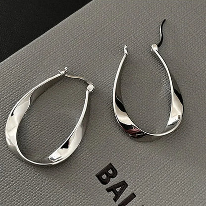 Vintage Geometry Irregular Eardrop Personality Asymmetry Dripping Oil Earrings for Women Fashion Daily Commuting Jewelry Gift