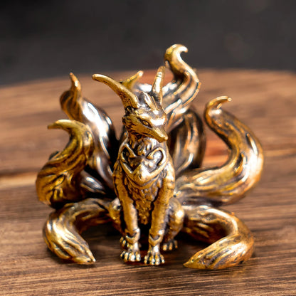 1pc Solid Brass Seven-Tailed Fox Figurine Vintage Anime-Themed Collectible Keychain Ornament