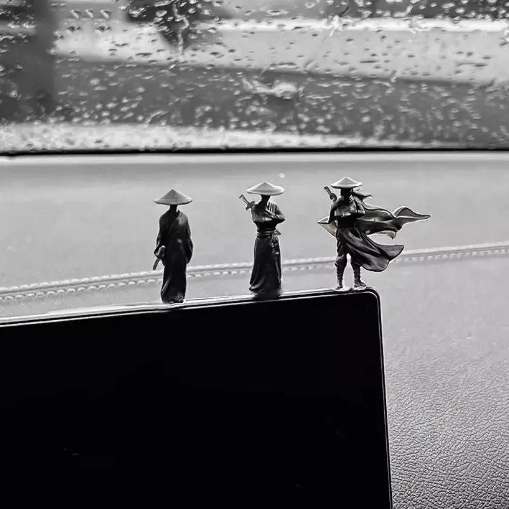 6Pcs/set Mini Chinese Swordsman Figure Exquisite Ancient Car Statue Ornament Cartoon Swordsman Miniatures Interior Decor