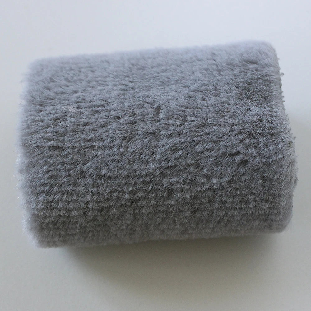 DIY 5MM Plush Fabric Encryption Thickening fabric solid Solf Atrtificial Fur Patchwork bags Doll clothing Decoration material