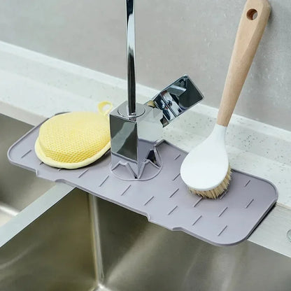 Silicone Mat Gourmet Faucet Kitchen Accessory Home Appliance Sponge Rack Kitchens Accessories Kitchen Sink Splash Guard for Y