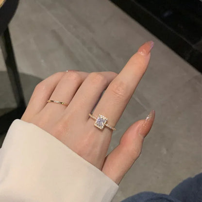 Luxury Classic Square Zircon Wedding Engagement Rings for Women Exquisite Open Adjustable Geometry Shine Rings Charm Jewelry