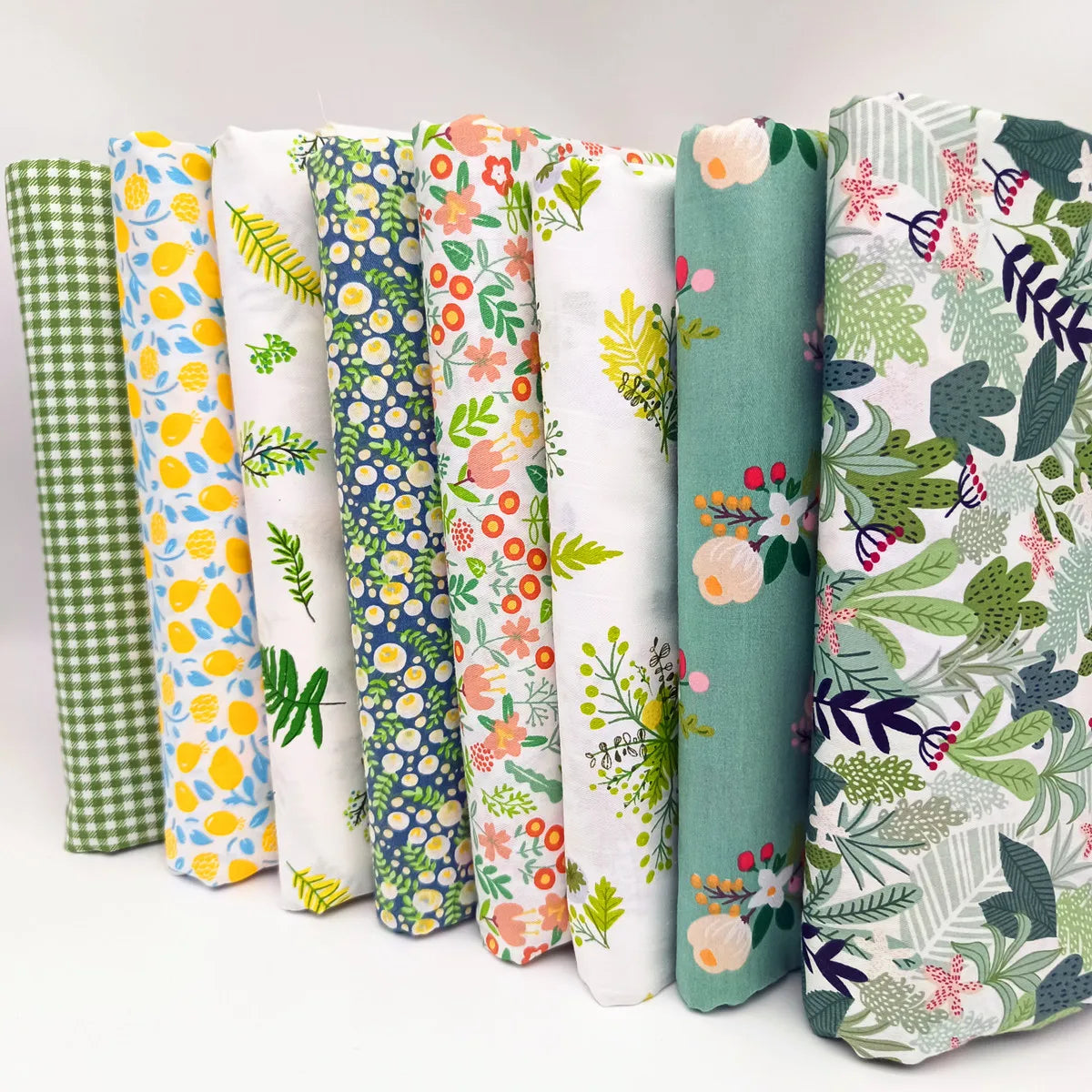 8PCS 20x 25cm Squares Cotton Craft Fabric Cloths for DIY Bundle Patchwork Quilting Sewing Scrapbooking Artcraft