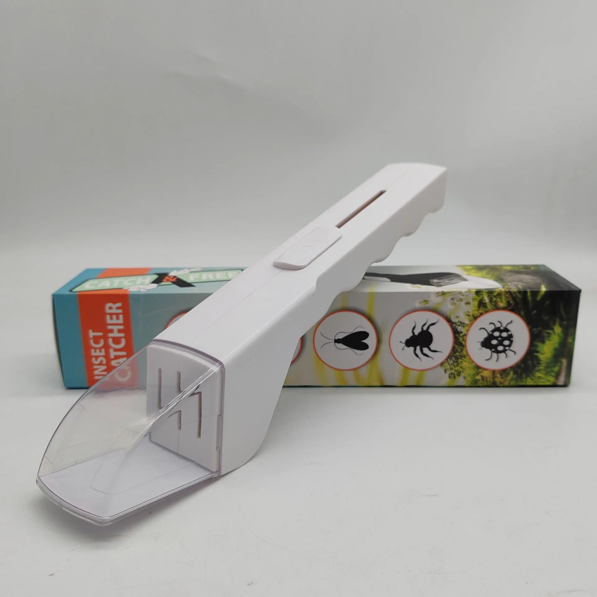 Handheld Insect Catcher for Efficient Spider, Bee, and Insect Trapping at Home - White