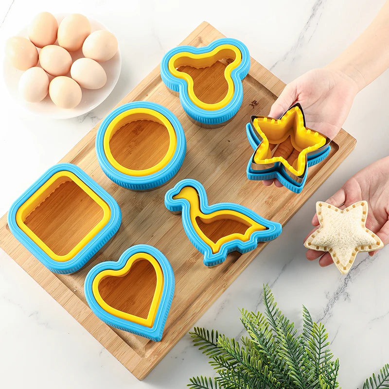 Sandwich cutting and sealing machine, biscuit plastic cutting machine, household kitchen tools, baking molds, creative cuttin