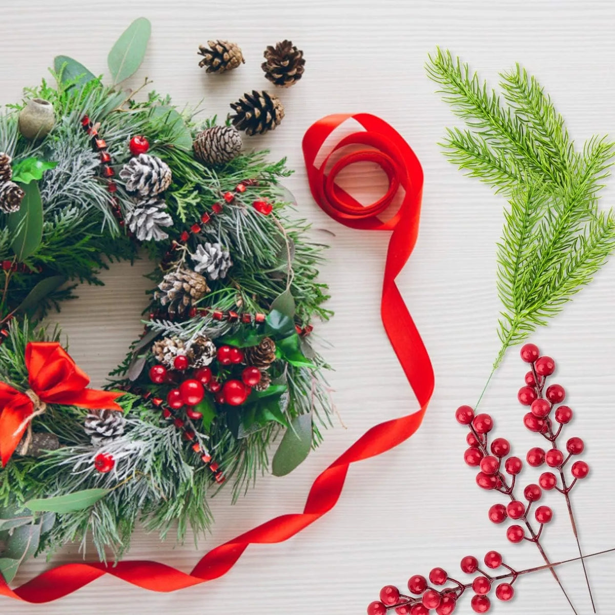10Pcs Christmas Decoration Artificial Pine Branches Holly Berries Red Berry Branches for Christmas Tree Wreath Gifts Decorati