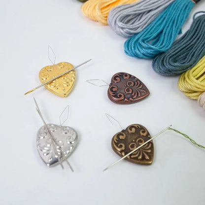 Sewing Crafts Tool Needle Holders Household Cross Stitch Needle Storage Picker Holder DIY Embroidery Accessories Needle Threa