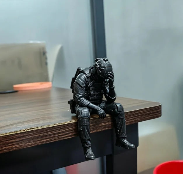 Military Style Sitting Soldier Figurine 3D Printed Miniature Tactical Gear Desk Ornaments Home Office Bookshelf Decor Craft G