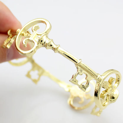 Vintage Victorian Skeleton Key Bracelet Women Man Fashion Lucky Cuff Bangle Anime HipHop Punk Charm Jewelry Creative Accessor