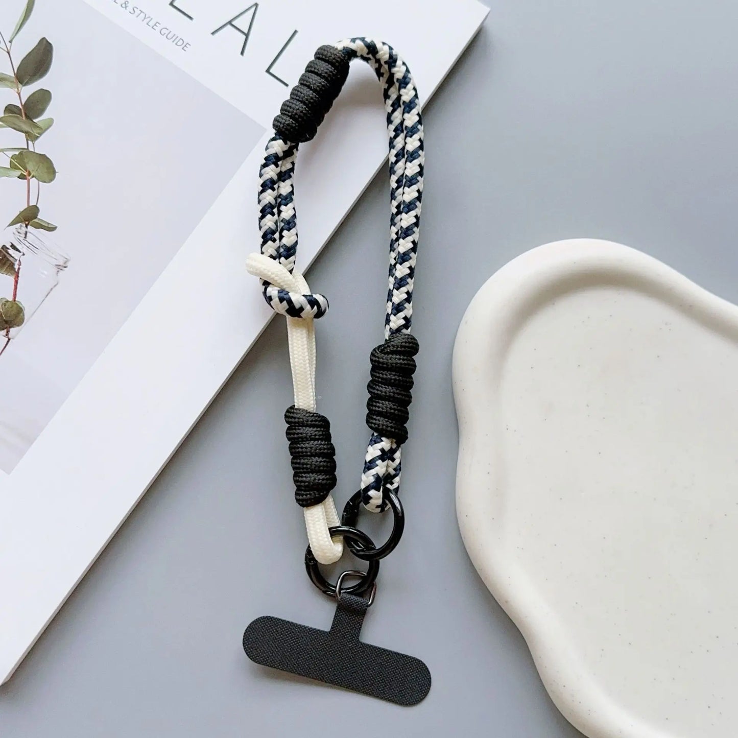 1Pc Cellphone Straps Hanging Cord Mobile Phone Lanyard Short Wrist Strap Charm Anti-lost Chain for Women Keychain Pendant - B