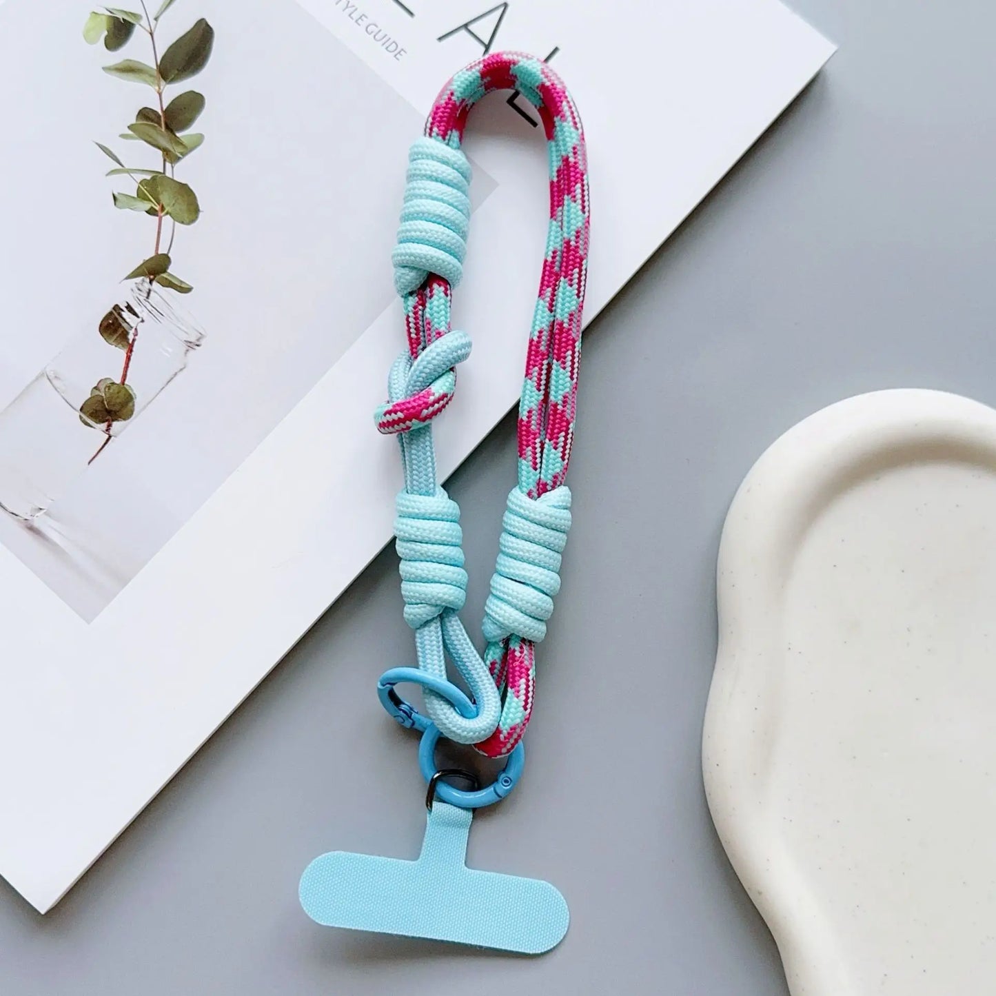 1Pc Cellphone Straps Hanging Cord Mobile Phone Lanyard Short Wrist Strap Charm Anti-lost Chain for Women Keychain Pendant - B