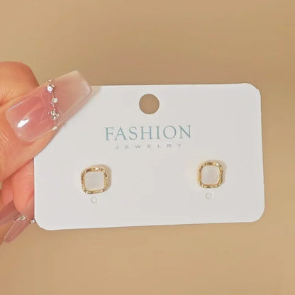 LATS Delicate Small Circle Stud Earrings for Women Gold Color Crystal Minimalist Summer Fashion Jewelry Party Accessories Gif