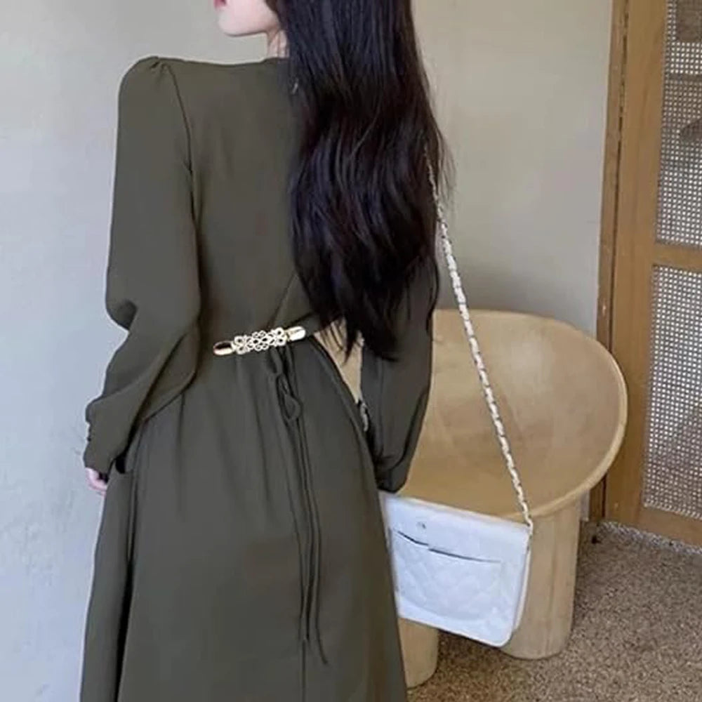 Vintage Sweater Shawl Clips Flower Patterns Retro Cardigan Collar Dresses Clips Brooch Clips Shirt Clips for Women Girls