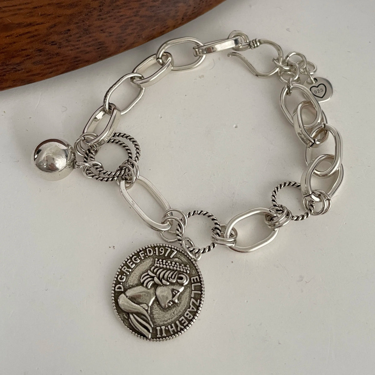 100% Solid 925 Sterling Silver Metal Bracelet for Women Vintage Handmade Simple Retro Heart Chain Bracelet Birthday Gift Part