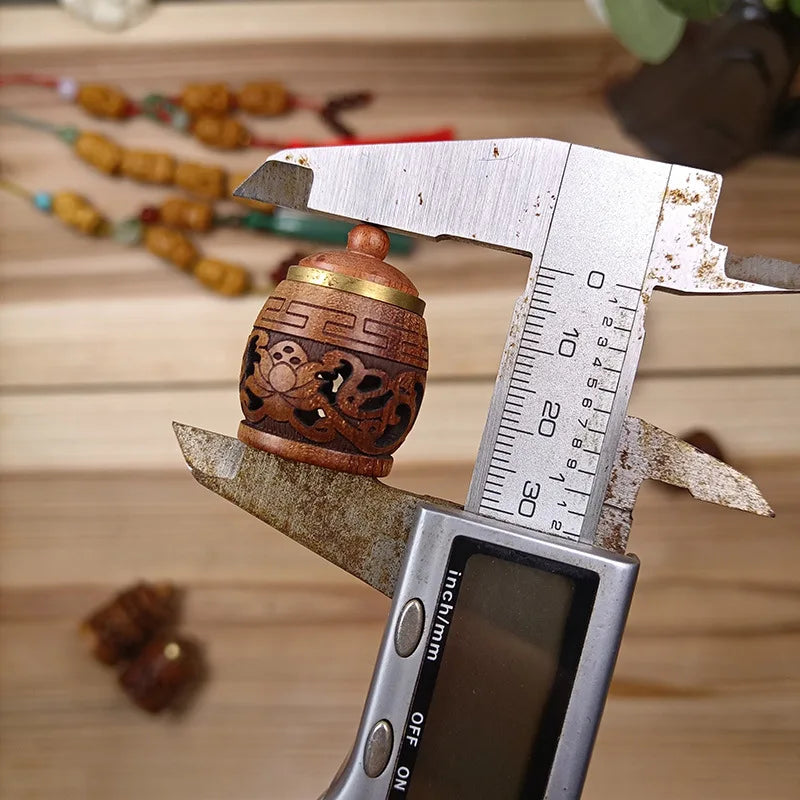 Wood Hollow Carved Aromatherapy Bottle Mini Vase Pagoda Car Hanging Decoration Fragrance Diffuser Bottle Sealed Jar Pendant -