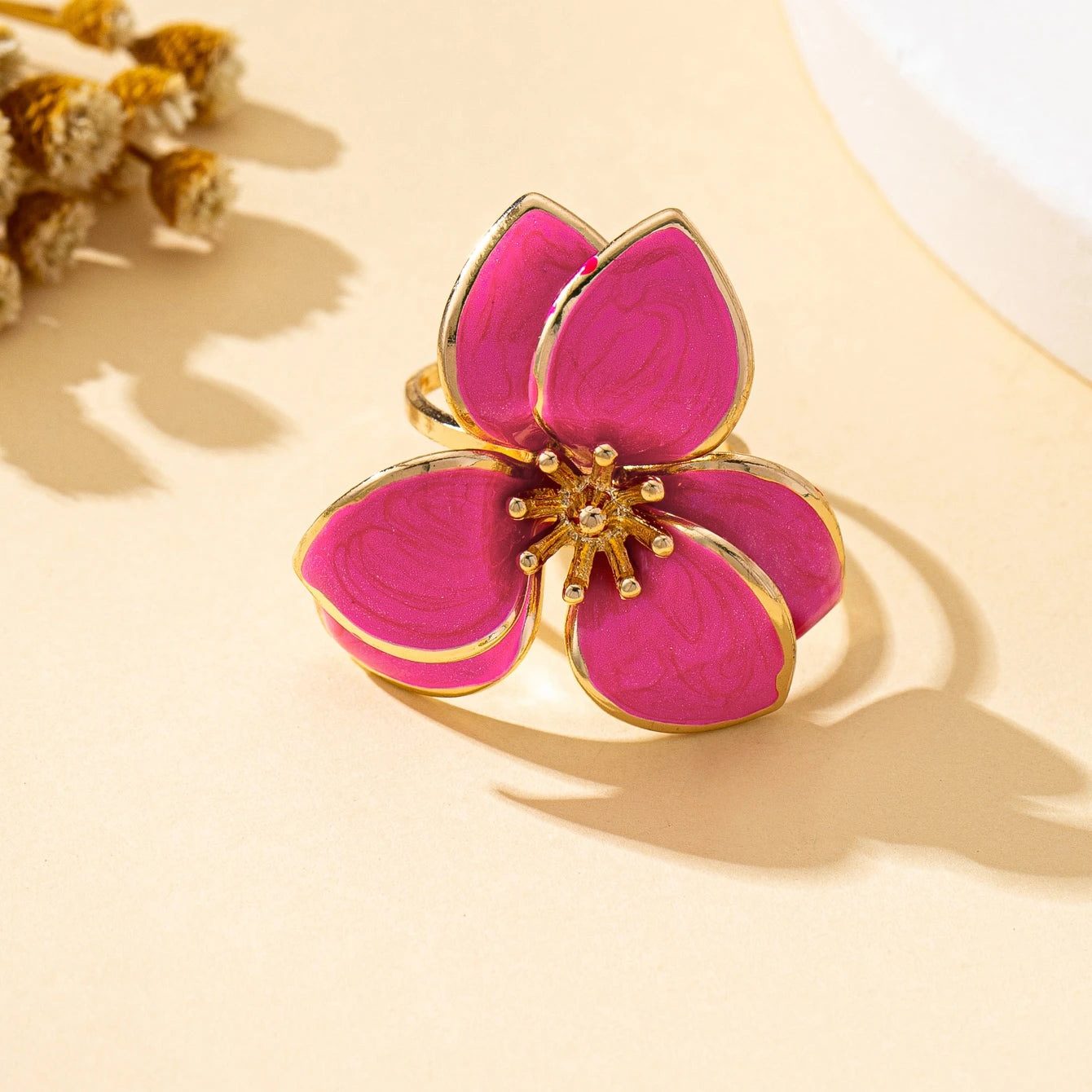 A Women's Open Ring with Flowers in Various Colors to Choose From, a Colorful and Fashionable Open Ring Suitable for Everyday
