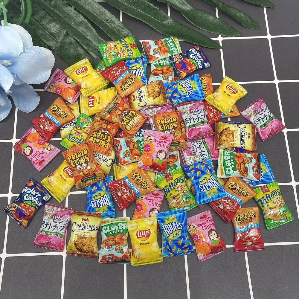 10PCS/Lot 1/6 Scale Dollhouse Miniature Resin Chips Model Mini Snack for Blyth BJD OB11 Doll House Decor Toys Accessories