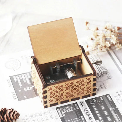 Stars Wars Anime Theme Wooden Hand-cranked Octave Creative Music Box Couple Wedding Friend Birthday Xmas Decora Gifts