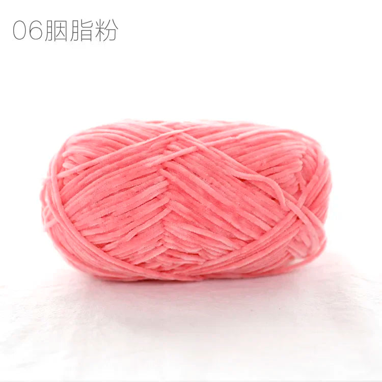 Pear Lustre Chenille Yarn 148Meters/Skein 2mm Thin Pleuche Wool Rope for Hand Crochet Dolls Shoes Materials - 06 rouge powder
