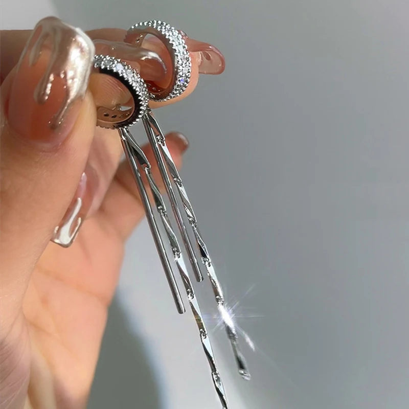 Silver Color Crystal Tassel Non-Piercing Cuff Ear Clip Earring For Women Shiny Rhinestone Chain Fake Cartilage Piercing Jewel