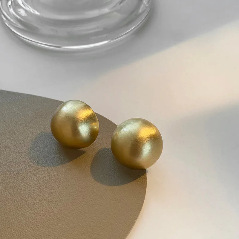 LATS Vintage Exaggerated Personality Semicircle Matte Stud Earrings for Women Temperament Jewelry Party Fashion Accessories G