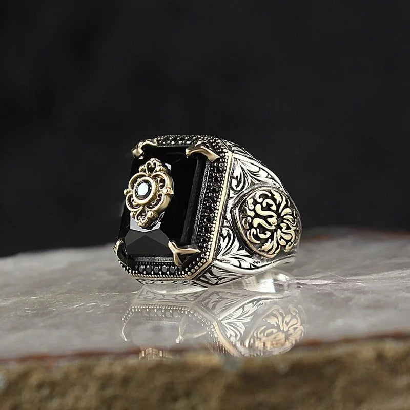 Retro Handmade Turkish Signet Ring for Men Vintage Silver Color Carving Pattern Inlay Green Zircon Party Punk Motor Biker Rin