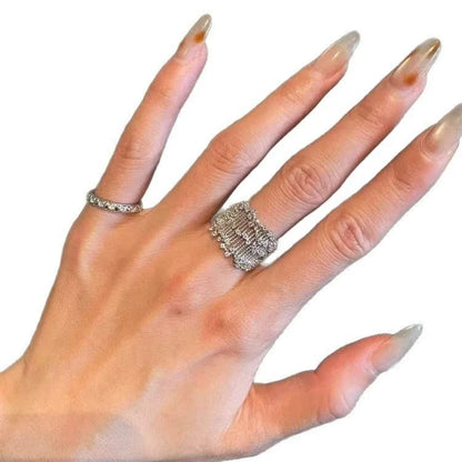 Fashionable Luxury Lace Sparkling Rhinestone Inlaid Ring Elegant Banquet Party Charm Jewelry Ring Valentine's Day Gift