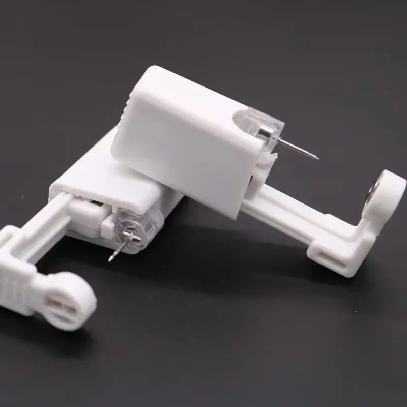 Safety Ear Piercing Gun Kit Women Men Disposable White Plastic Sterile Ear Piercing Device Fashion Simple Jewelry Piercing To