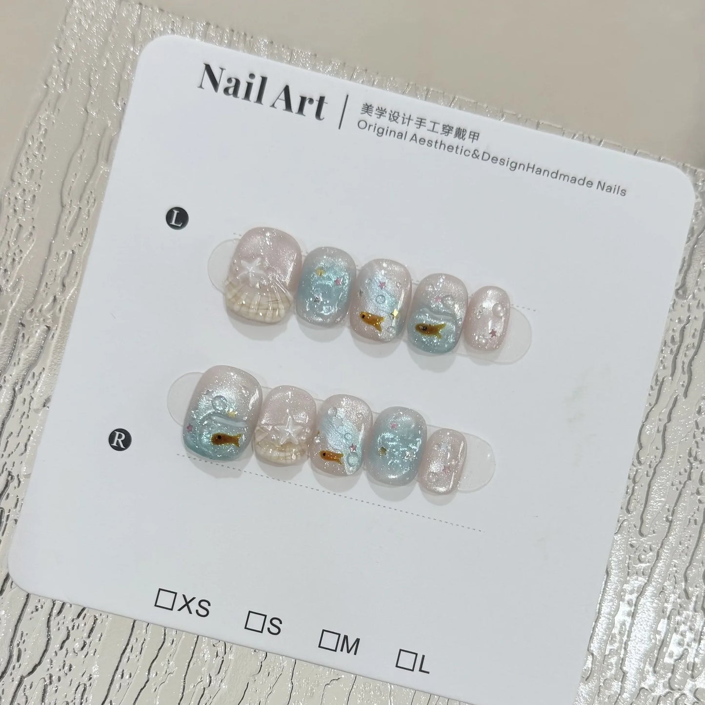 10pcs/set Handmade Press-On Nails - Blue Glossy Fish & Bubbles Design Short Oval Fake Nails with Cat Eye Effect False Nails -