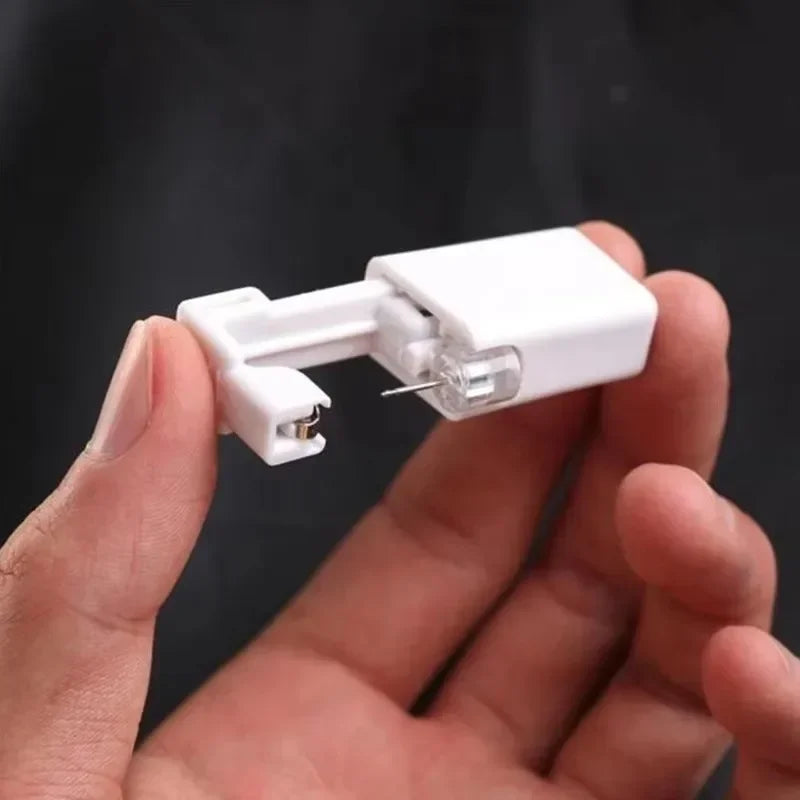 Safety Ear Piercing Gun Kit Women Men Disposable White Plastic Sterile Ear Piercing Device Fashion Simple Jewelry Piercing To