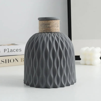 Scandinavian Home Decoration Vase (1PC) - Water Ripple Style, Twine Plastic, Small Flower Arrangement Vase, Minimalist Vase -