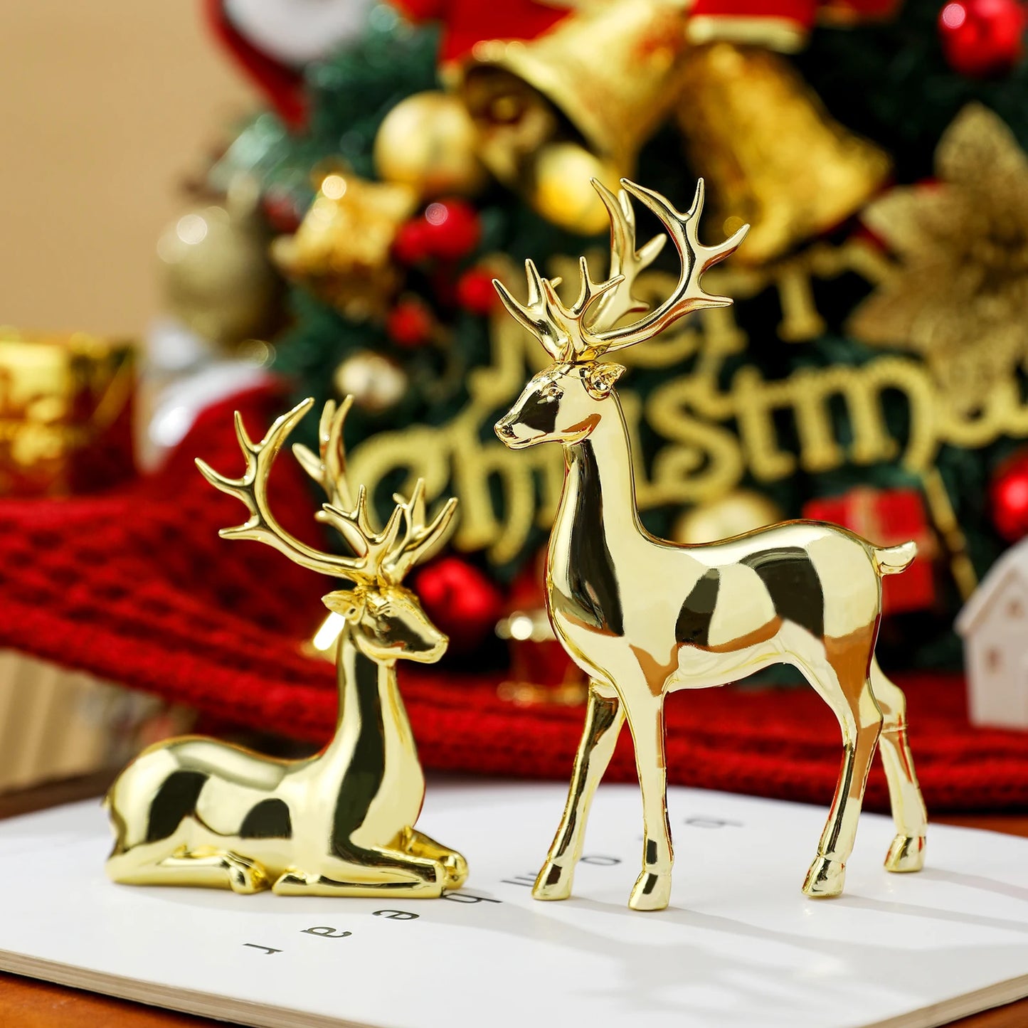 2 Pcs Christmas Reindeer Decor Resin Standing Sitting Deer Figurine Reindeer Christmas Decoration for Home Indoor Xmas Holida