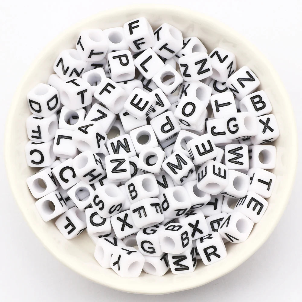 100-500pcs Square White and Black Mixed Letter Acrylic Beads Cube Loose Spacer Alphabet Beads For Jewelry Making Diy Accessor