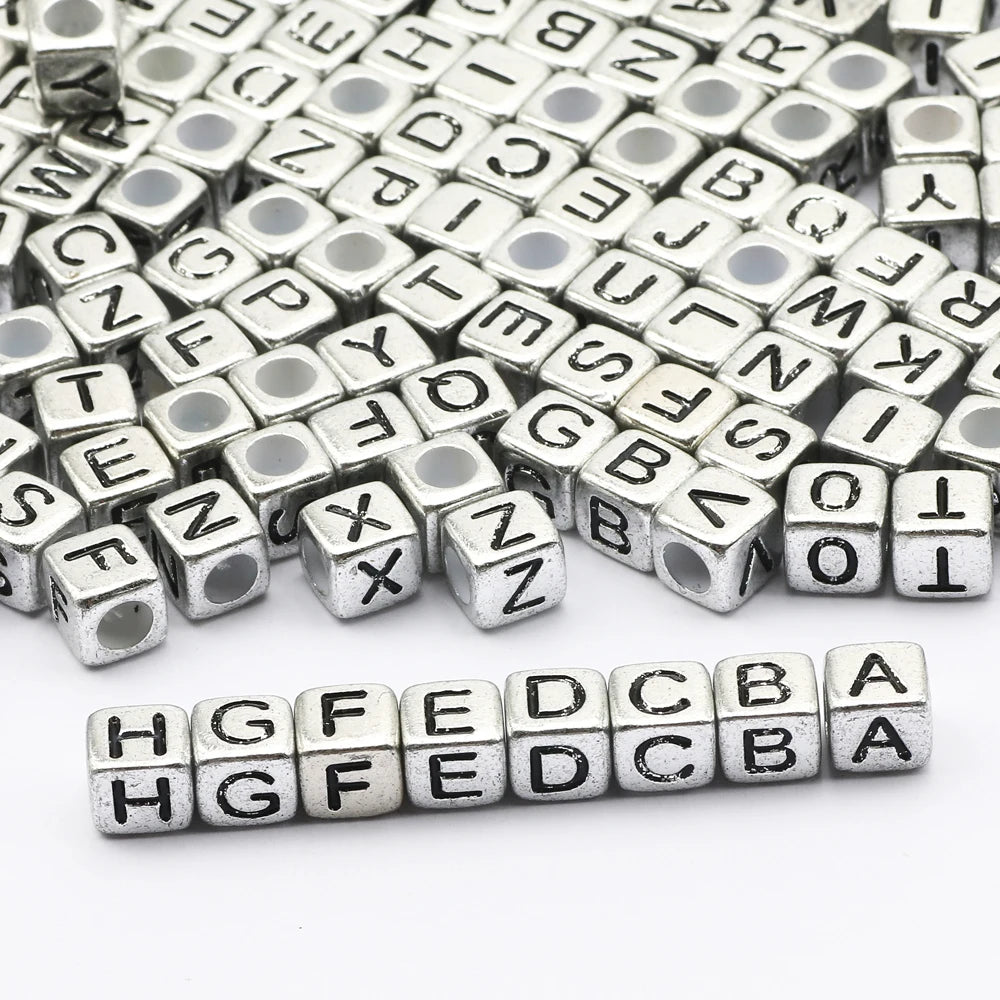 100-500pcs Square White and Black Mixed Letter Acrylic Beads Cube Loose Spacer Alphabet Beads For Jewelry Making Diy Accessor