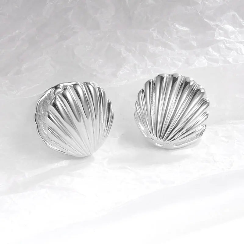 Vintage Elegant Blue Crystal Shell Pearl Conch Shape Stud Earrings for Women Fashion Simple Geometry Round Jewelry Party Gift