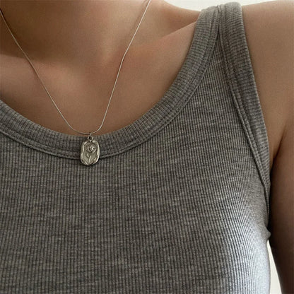 2023 Vintage Fashion Simple Geometric Rose Pendant Necklace For Women Female Boho Gold-plate Snake Chain Choker Jewelry Gift 