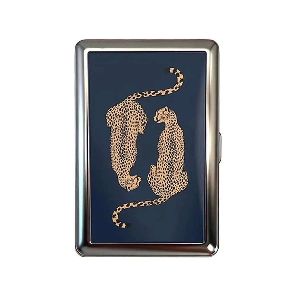 Vintage-Style Vintage Card Case Metal Material Easy Snap Metal Case Versatile Design Multi-function Card Holder