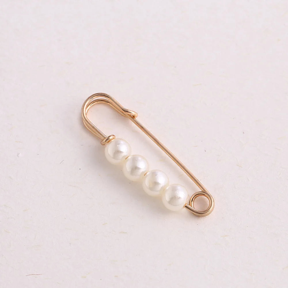 Women New Cute Imitation Pearl Rhinestone Brooch Anti-lighting Skirt Waist Pin Fashion Jewelry Accessories Gifts - 3.8CM 2205