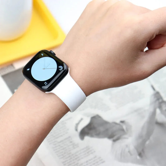 Silicone Band For Apple Watch strap 44mm 45mm 40mm 41mm 42-38mm 45 mm sport bracelet iwatch series 8 7 6 5 4 3 SE 9 Ultra 2 4